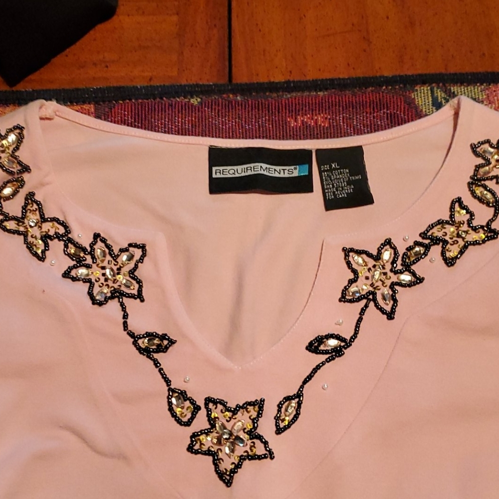 Requirements womens tee short sleeves